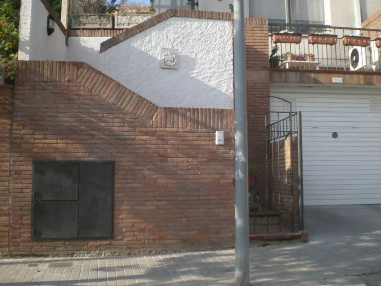 Construcción de dos casas unifamiliares